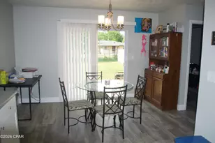 1022 Bradley Cir, Lynn Haven, FL 32444 - Photo 9