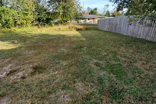 1022 Bradley Cir, Lynn Haven, FL 32444 - Photo 11