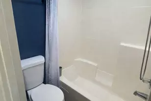 5225 Long John Dr, Panama City, FL 32408 - Photo 11