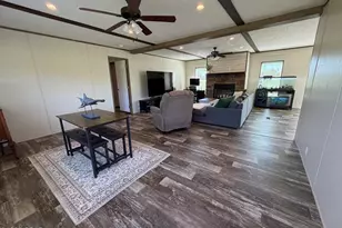 6435 Butler Rd, Grand Ridge, FL 32442 - Photo 7