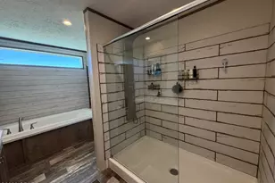 6435 Butler Rd, Grand Ridge, FL 32442 - Photo 5