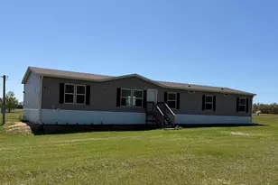 6435 Butler Rd, Grand Ridge, FL 32442 - Photo 1