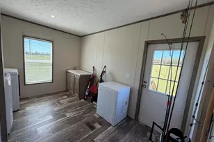 6435 Butler Rd, Grand Ridge, FL 32442 - Photo 21