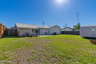 504 E Pine Forest Dr, Lynn Haven, FL 32444 - Photo 21