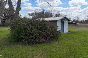 6775 U S Hwy 90, Grand Ridge, FL 32442 - Photo 23