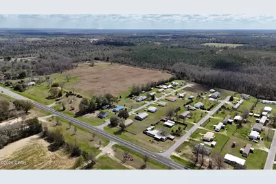 6775 U.S. Hwy 90, Grand Ridge, FL 32442 - Photo 17