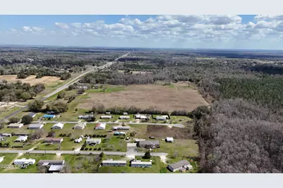 6775 U.S. Hwy 90, Grand Ridge, FL 32442 - Photo 23