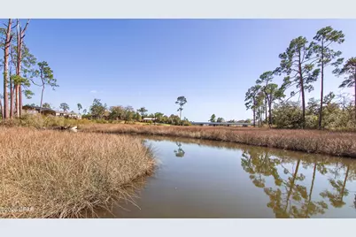 586 Hickory Bluff Drive, Panama City, FL 32409 - Photo 5