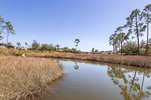 586 Hickory Bluff Dr, Panama City, FL 32409 - Photo 5