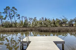 586 Hickory Bluff Dr, Panama City, FL 32409 - Photo 3