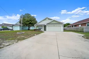 305 Evergreen St, Panama City Beach, FL 32407 - Photo 27