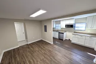 213 Springfield Ave, Panama City, FL 32401 - Photo 7