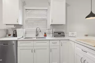 9 Laurel Oaks Dr, Freeport, FL 32439 - Photo 17