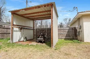 7912 Campflowers Rd, Youngstown, FL 32466 - Photo 31