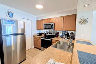 7205 Thomas Dr, Panama City Beach, FL 32408 - Photo 3