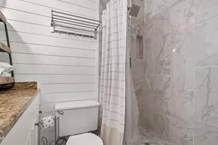 8817 S Thomas Dr, Panama City Beach, FL 32408 - Photo 9