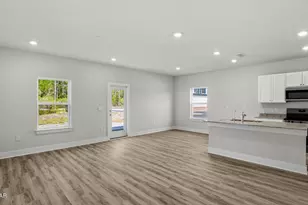 414 Chateau Ln, Port Saint Joe, FL 32456 - Photo 9