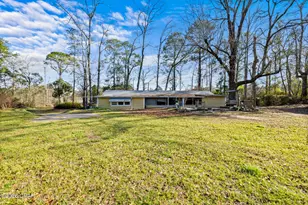 3957 Hwy 2, Graceville, FL 32440 - Photo 15