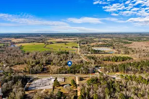 3957 Hwy 2, Graceville, FL 32440 - Photo 19