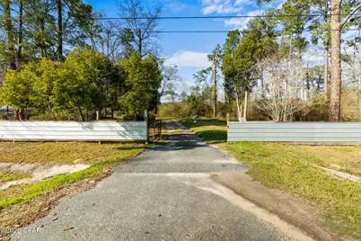 3957 Highway 2, Graceville, FL 32440 - Photo 3