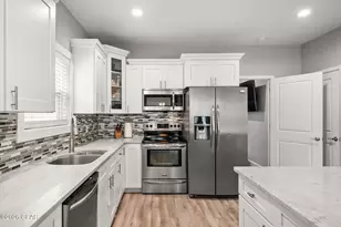 8617 Marlin Pl, Panama City, FL 32408 - Photo 11