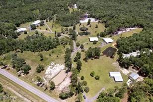 2089 Condry Ln, Caryville, FL 32427 - Photo 7