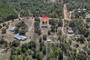 2442 Pinewood Dr, Chipley, FL 32428 - Photo 1