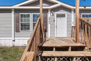 2442 Pinewood Dr, Chipley, FL 32428 - Photo 37