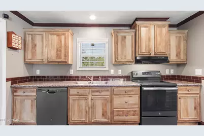 2442 Pinewood Drive, Chipley, FL 32428 - Photo 7