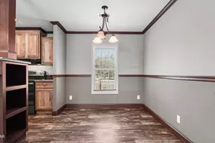2442 Pinewood Dr, Chipley, FL 32428 - Photo 7