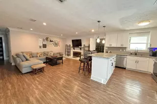 201 Armstrong Cir, Panama City Beach, FL 32413 - Photo 3