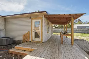 1613 Hickory Ave, Panama City, FL 32405 - Photo 23