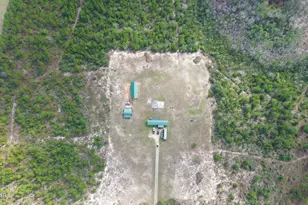 22985 NW Lamont Rd, Fountain, FL 32438 - Photo 3