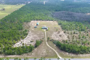 22985 NW Lamont Rd, Fountain, FL 32438 - Photo 1