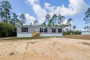 420 Hickory Bluff Cir, Southport, FL 32409 - Photo 3