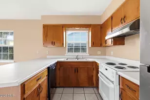 3211 Treasure Cir, Panama City Beach, FL 32408 - Photo 11
