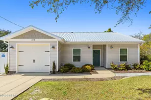 319 Oleander Dr, Panama City Beach, FL 32413 - Photo 1