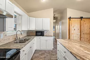 5219 Sunset Ave, Panama City, FL 32408 - Photo 11