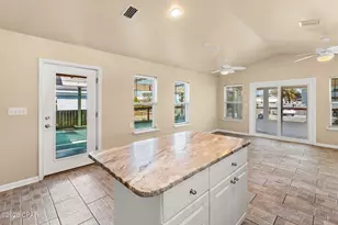 5219 Sunset Ave, Panama City, FL 32408 - Photo 7