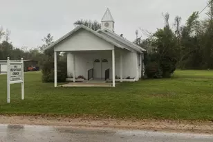 20325 Evans St, Blountstown, FL 32424 - Photo 1