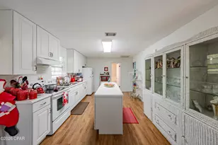 248 Ponce De Leon St, Port Saint Joe, FL 32456 - Photo 23