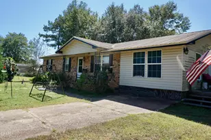 2071 Short Ave, Sneads, FL 32460 - Photo 3