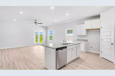 128 Hollis Road, Port Saint Joe, FL 32456 - Photo 11