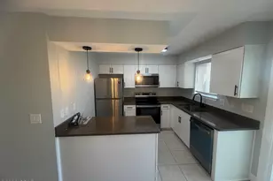 3914 Venetian Cir, Panama City, FL 32405 - Photo 11