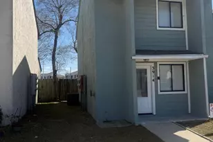 3914 Venetian Cir, Panama City, FL 32405 - Photo 1