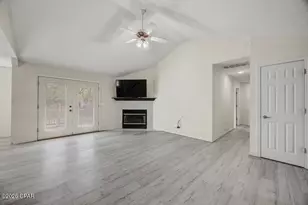 528 Hyde Park Dr, Crestview, FL 32539 - Photo 5