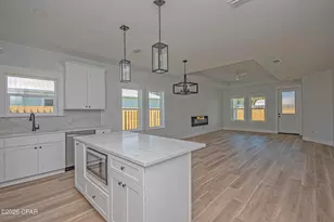 18 Wood Ave, Panama City, FL 32404 - Photo 7