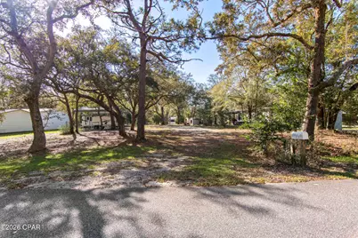 211 Carol Drive, Freeport, FL 32439 - Photo 9