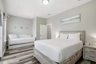 5701 Hilltop Ave, Panama City Beach, FL 32408 - Photo 23