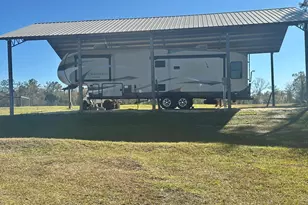 7426 Berry Dr, Grand Ridge, FL 32442 - Photo 13